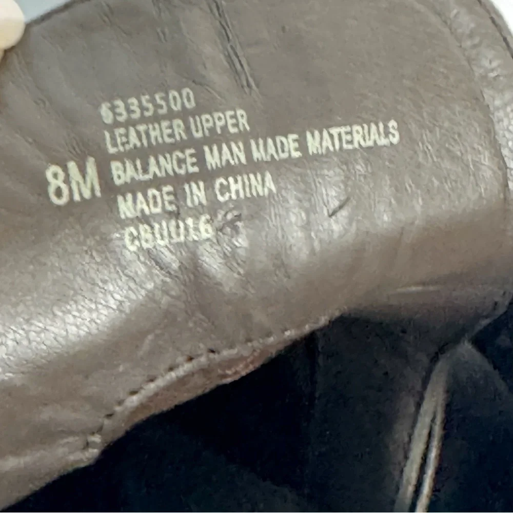 Isola Larkin Block Heel Bootie Brown Leather Zip-up Ankle Boots 8 Contemporary